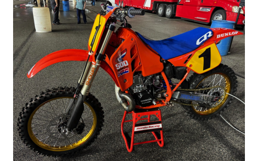'87 CR OEM REPLICA SEAT COVER